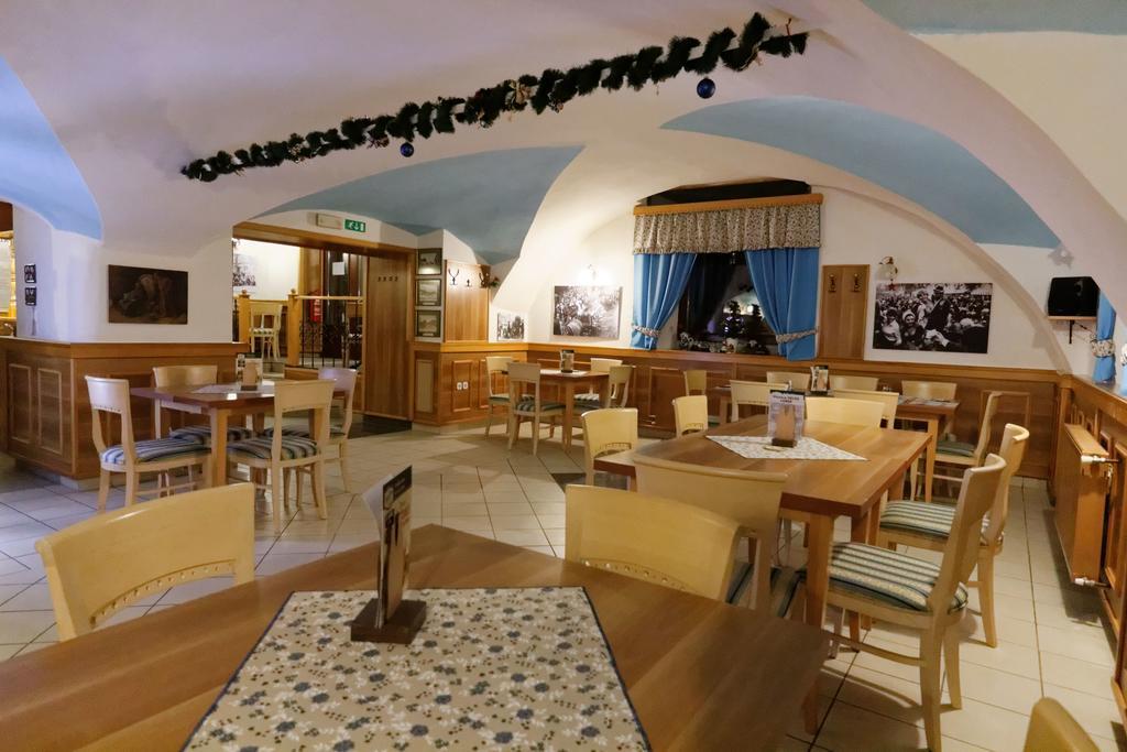 Guesthouse Veles Slovenska Bistrica Bagian luar foto