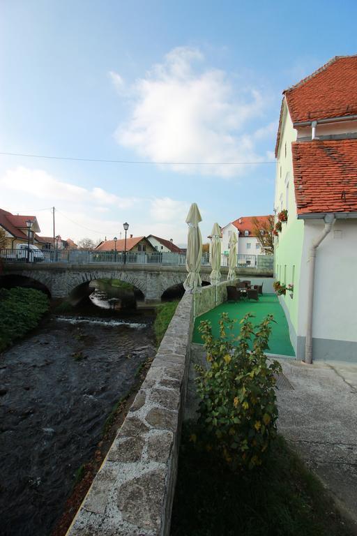 Guesthouse Veles Slovenska Bistrica Bagian luar foto
