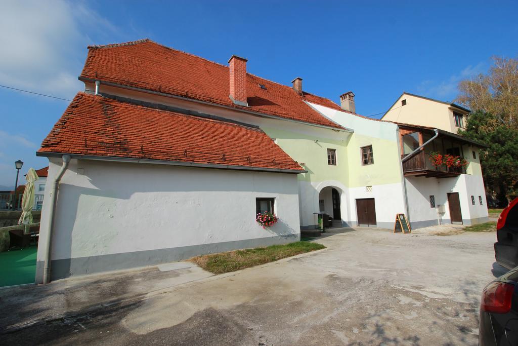 Guesthouse Veles Slovenska Bistrica Bagian luar foto