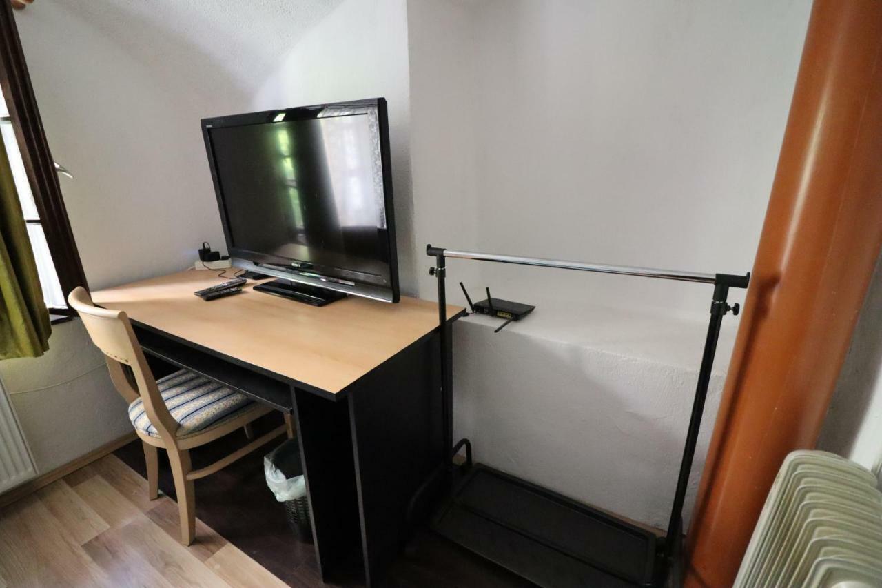 Guesthouse Veles Slovenska Bistrica Bagian luar foto