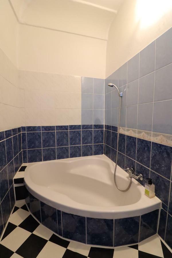 Guesthouse Veles Slovenska Bistrica Bagian luar foto